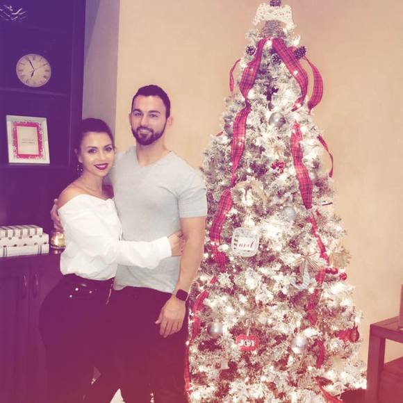 Meet your Posher, Drew - Picture 1 of 1